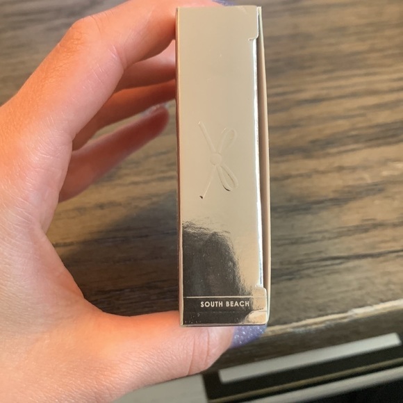 Ciate London Bamboo Bronzer Mattifying Powder Bronzer - Picture 4 of 4